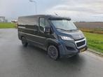 Peugeot Boxer GB 330 L1h1 Bluehdi 120PK S&S 2022 Grijs, Voorwielaandrijving, Stof, 4 cilinders, Zwart