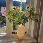2x vaas met kunstbloemen volledig intratuin, Huis en Inrichting, Ophalen, Zo goed als nieuw, Binnen
