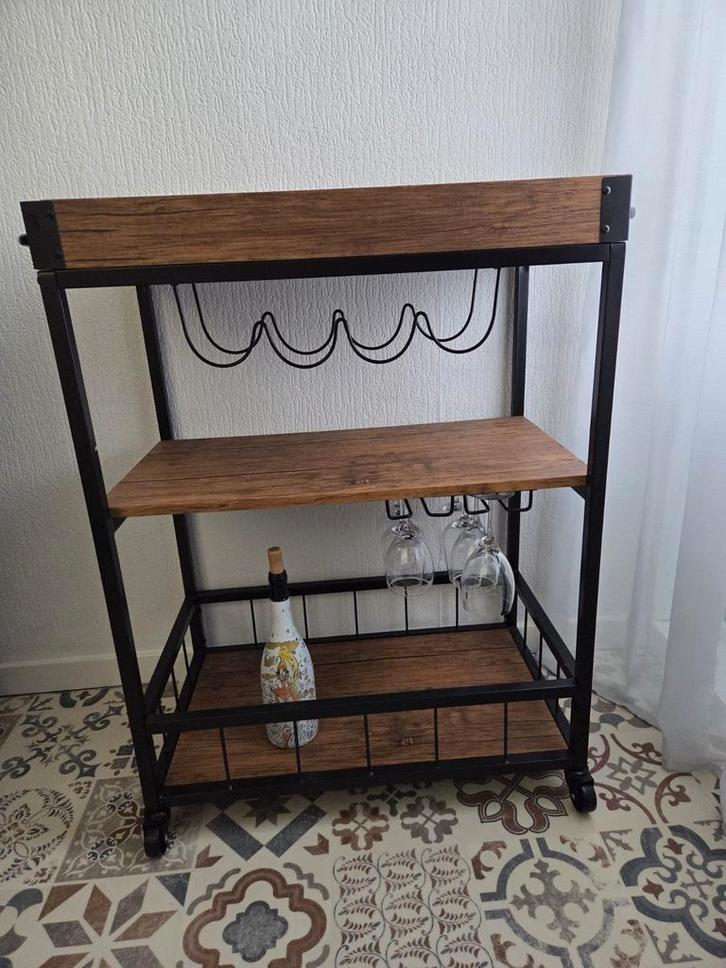 Te koop Trolley met dienblad, Huis en Inrichting, Woonaccessoires | Kapstokken, Zo goed als nieuw, Overige typen, Minder dan 100 cm