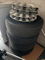 4 winterbanden met stalen velgen + wieldoppen (Volkswagen), Ophalen, 14 inch, Gebruikt, 175 mm
