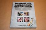 Handboek beeldhouw technieken - Materialen, Gereedschappen,, Ophalen of Verzenden, Zo goed als nieuw, Tekenen en Schilderen