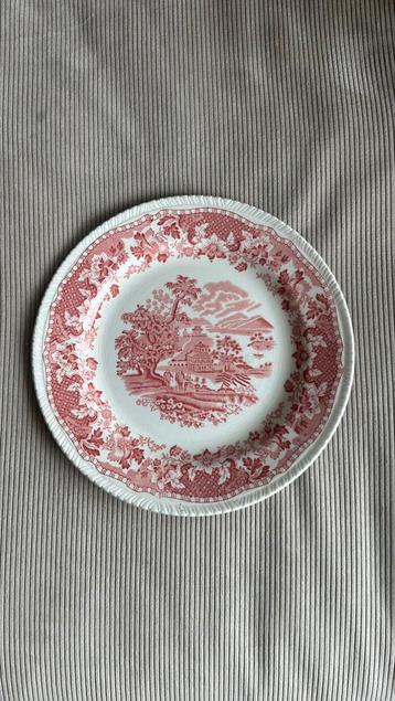 Rood/roze Engels bord beschikbaar voor biedingen