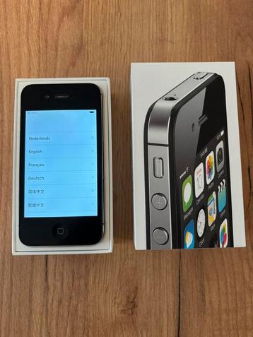 Apple Iphone 4S + doos en oplaadkabel beschikbaar voor biedingen