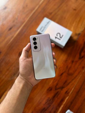 Oppo Reno 12 Pro 5G - 512GB - Nebula Silver beschikbaar voor biedingen