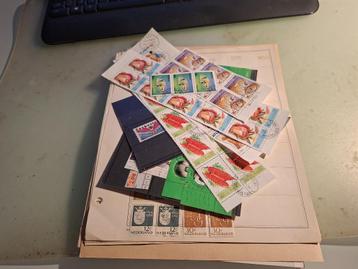 Uit een snuffeldoos met zakjes, kaarten, bladen, deel #62 beschikbaar voor biedingen