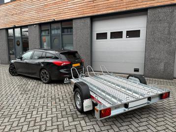 Transport van Motor of Scooter (motortrailer / te huur) beschikbaar voor biedingen