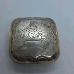 Antiek zilveren pillendoosje, circa 1860, Ophalen of Verzenden, Zilver
