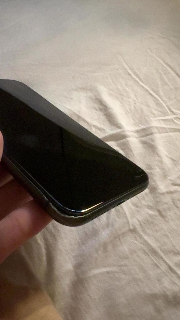 iPhone 11 - Goed Onderhouden, Telecommunicatie, Mobiele telefoons | Apple iPhone, Gebruikt, 64 GB, Zonder abonnement, Zonder simlock