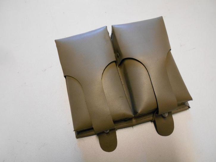 G3 magazijnpouch dubbel DDR pouch, Verzamelen, Militaria | Algemeen, Landmacht, Embleem of Badge, Duitsland, Ophalen of Verzenden