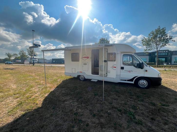 Roller Team / Trigano Autoroller camper – 2006 – Diesel, Caravans en Kamperen, Campers, Particulier, Half-integraal, Ford, Ophalen