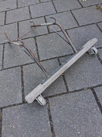 LADDERAFHOUDER  beschikbaar voor biedingen