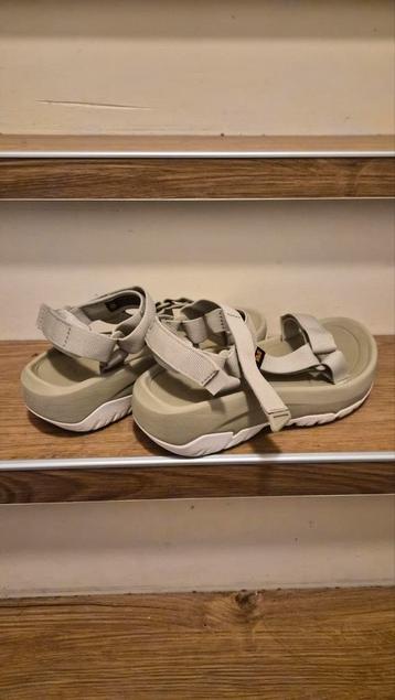Teva Hurricane XLT2 Ampsole - Zo goed als nieuw! beschikbaar voor biedingen