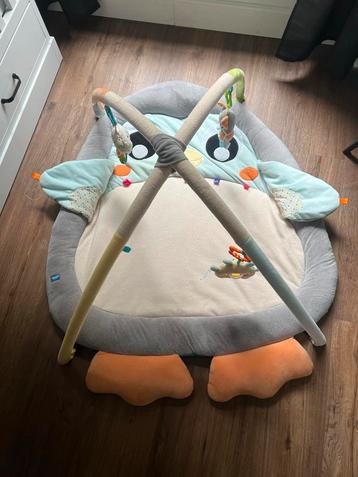 Leuke Babygym / Speelkleed beschikbaar voor biedingen