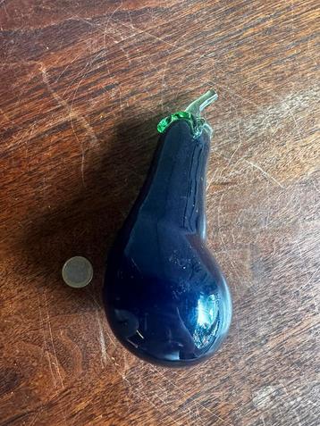 Handgemaakte glazen aubergine – Murano-stijl glasobject beschikbaar voor biedingen