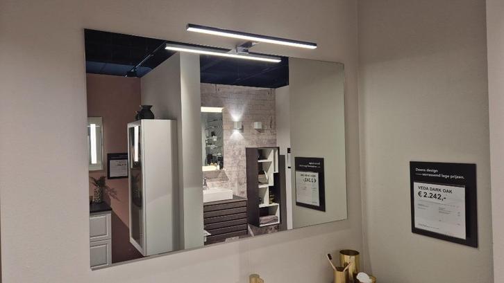 Kvik - Spiegel met verlichting - 60% korting, Huis en Inrichting, Woonaccessoires | Spiegels, Nieuw, 100 tot 125 cm, Minder dan 100 cm
