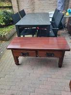 Massief en heel stevige donker eiken houten salontafel goed, Ophalen, Massief en heel stevige donker eiken houten salontafel, 50 tot 75 cm