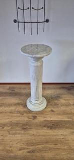 Marmeren kolom, Ophalen, Zo goed als nieuw