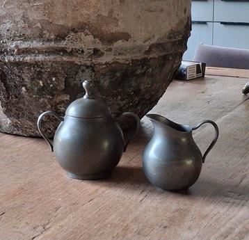 Tinnen Suikerpot en Melkkan  beschikbaar voor biedingen