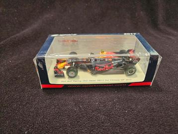 Spark Red Bull RB13 Max Verstappen Grand Prix China  beschikbaar voor biedingen
