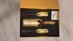 Te koop Moet & Chandon champagne met 2 glazen, Ophalen, Frankrijk, Nieuw, Champagne