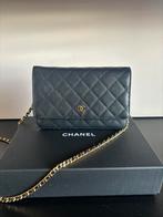 Chanel Wallet on chain leather crossbody bag, Ophalen of Verzenden, Gebruikt, Zwart, Schoudertasje