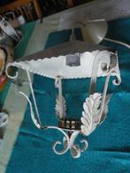 vintage metalen lamp/ lantaarn versierd met bladeren, Minder dan 50 cm, Gebruikt, Ophalen of Verzenden, Metaal