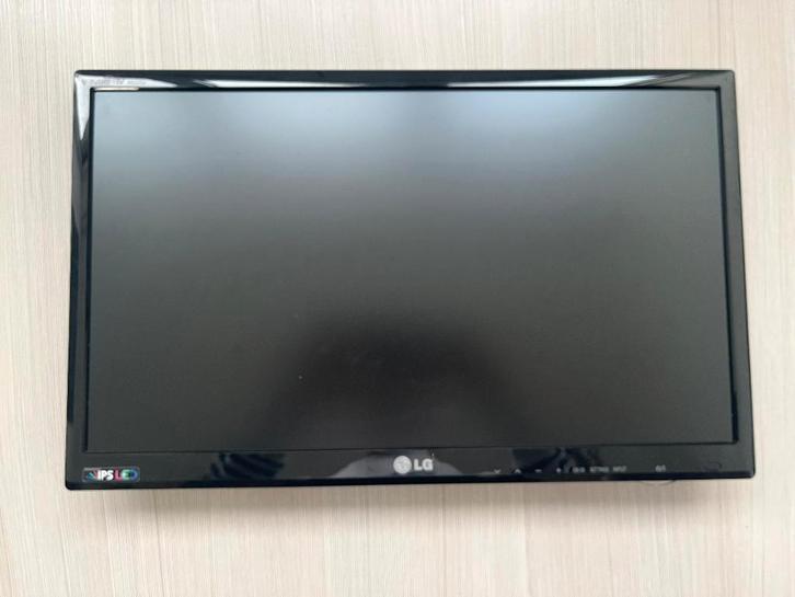LG M2252D TV 22 inch, Audio, Tv en Foto, Televisies, Nieuw, LCD, 40 tot 60 cm, Full HD (1080p), LG, 100 Hz, Smart TV, Ophalen of Verzenden