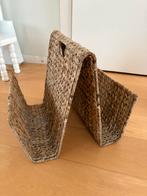 Leuke rotan lectuurbak, Ophalen, Zo goed als nieuw