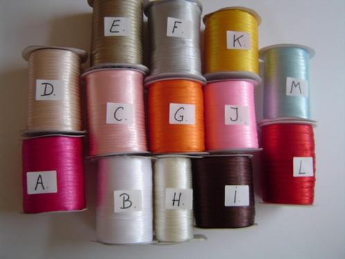 Aanbieding Dubbelzijdig satijn lint 48 kleuren 8 meter €1.00, Hobby en Vrije tijd, Naaien en Fournituren, Nieuw, Lint, Band of Elastiek