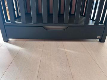 Box lade: TWF Sam matzwart €15 beschikbaar voor biedingen