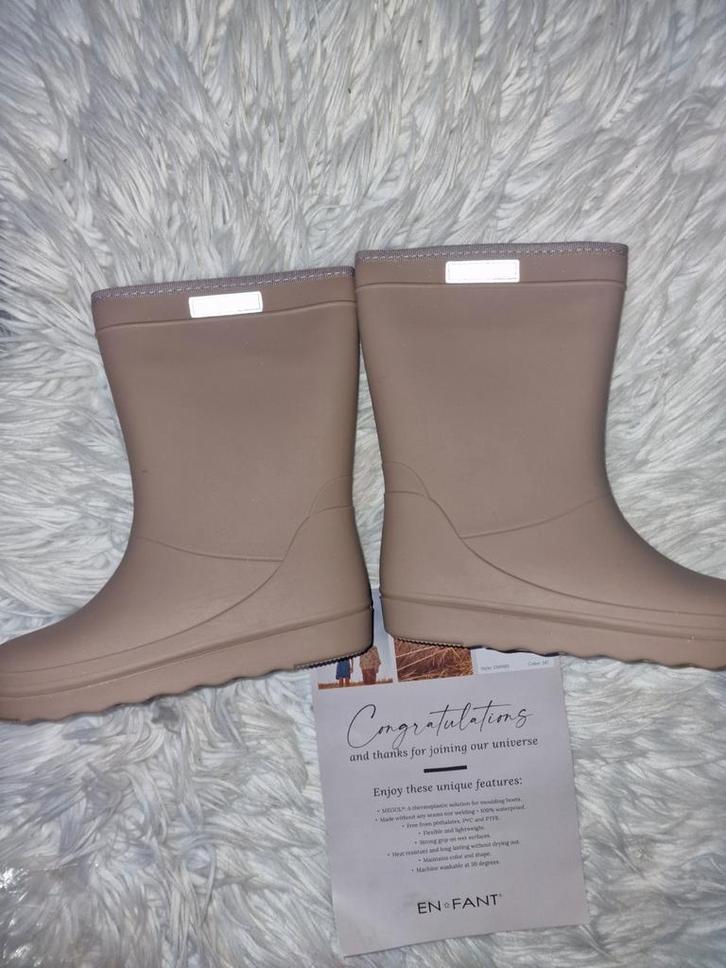 Enfant winter Regenlaars Winter Maat 31 sneeuw en fant, Kinderen en Baby's, Kinderkleding | Schoenen en Sokken, Nieuw, Laarzen