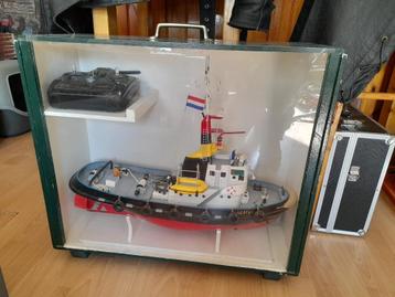 Mooie Neptune sleepboot RTR  beschikbaar voor biedingen