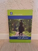 FNRS Handboek - Leer buitenrijden met plezier, Boeken, Verzenden, Zo goed als nieuw, Paarden of Pony's, FNRS Handboek