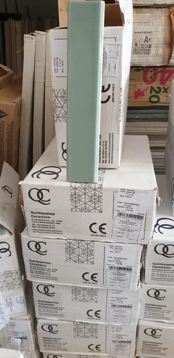 Wandtegels / 3m2 AquaGroen / 2.5m2 Rose / Italiaans beschikbaar voor biedingen