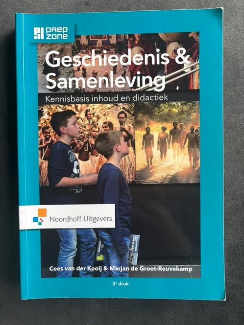 Marjan de Groot-Reuvekamp - Geschiedenis en samenleving, Boeken, Kinderboeken | Jeugd | 13 jaar en ouder, Zo goed als nieuw, Ophalen of Verzenden
