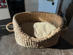 Zara Pet Collection - Basket & Cushion hond- of kattenmandje, Ophalen of Verzenden, Zo goed als nieuw
