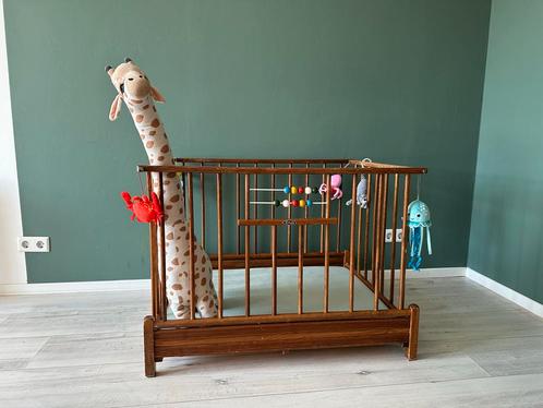 Vintage Houten Baby Box, Kinderen en Baby's, Boxen, Gebruikt, Rechthoekig, Boxkleed, Ophalen