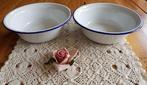 2 Dezelfde wit emaille schaaltjes met blauwe randjes, Ophalen of Verzenden