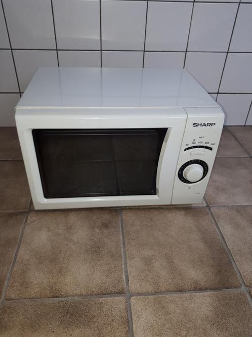 Magnetron Van Sharp, Witgoed en Apparatuur, Magnetrons, Gebruikt, Vrijstaand, Magnetron, 45 tot 60 cm, Draaiplateau, Ophalen