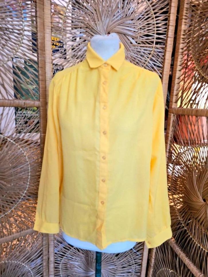 YatvaVintage: YV372: Vintage 70s Stewardess Shirt - Blouse, Kleding | Dames, Blouses en Tunieken, Gedragen, Maat 38/40 (M), Geel