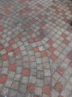 Gratis Betonstenen 
16.5 m2 afm. 10x10x6 cm, Tuin en Terras, Tegels en Klinkers, Ophalen, Gebruikt, Beton, Terrastegels