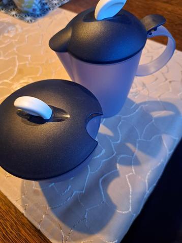 tupperware beschikbaar voor biedingen