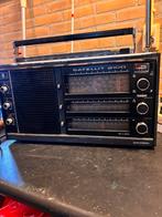 Vintage Grundig satellit 2100 radio, Audio, Tv en Foto, Radio's, Gebruikt, Grundig, Ophalen of Verzenden, Nvt