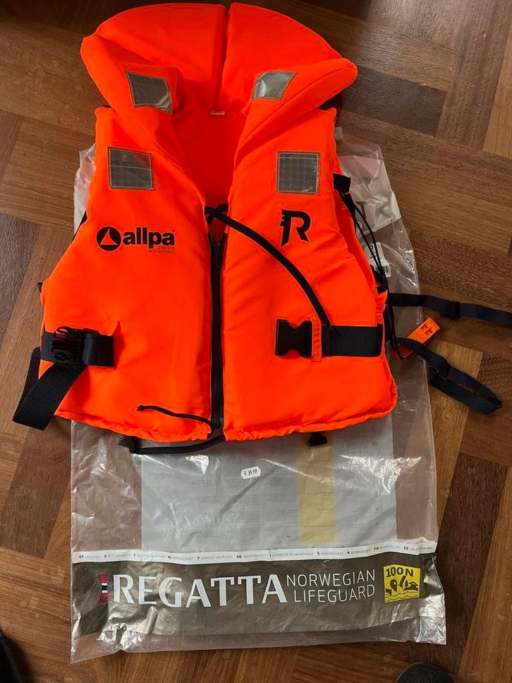 Regatta Norwegian Lifeguard Reddingsvest 30-50kg, Watersport en Boten, Accessoires en Onderhoud, Zo goed als nieuw, Overige typen