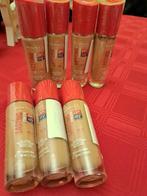 RIMMEL Lasting finish, Classic beige, Ophalen of Verzenden, Zo goed als nieuw, Beige, Gehele gezicht