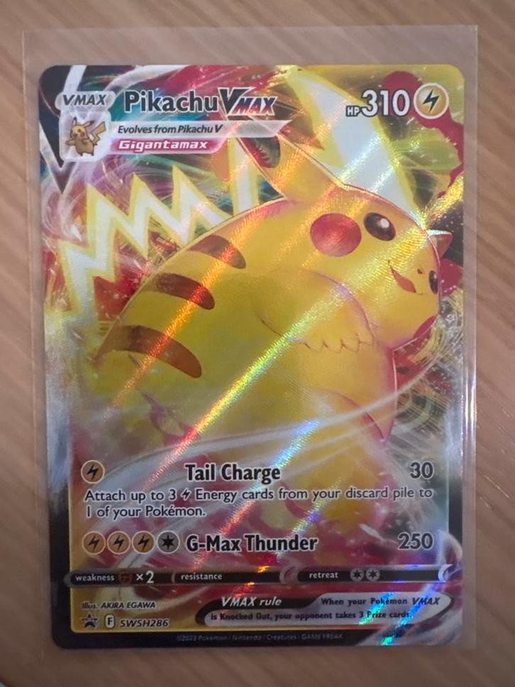Pikachu VMAX SWSH286 Promo - Pokémon Kaart, Hobby en Vrije tijd, Verzamelkaartspellen | Pokémon, Zo goed als nieuw, Losse kaart