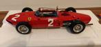 CMC Ferrari Dino Phill Hill 1961 sharknose nr 2, Hobby en Vrije tijd, Modelauto's | 1:18, Ophalen, Zo goed als nieuw