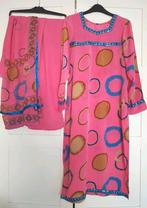 Roze indiase Marokkaanse pak jurk kameez broek sjaal 3 delig, Ophalen of Verzenden, Zo goed als nieuw