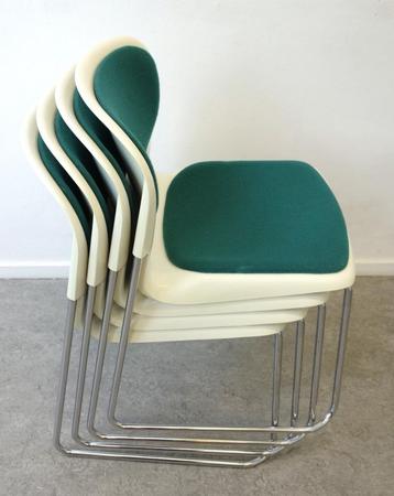 Vintage Swing Stoel Gerd Lange Space Age Seventies design beschikbaar voor biedingen