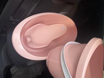 Babybad set roze  beschikbaar voor biedingen